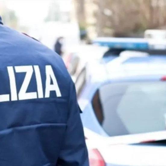 Tiriolo, agente fuori servizio salva due anziani coinvolti in un incidente. Il Sap Catanzaro: «Ha agito con lucidità»\n