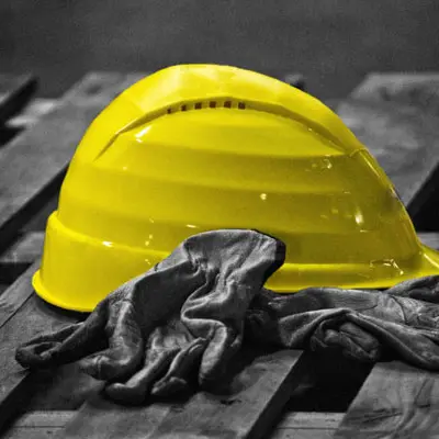 Tre operai morti sul lavoro: gli incidenti a Monza, Torino e nel Catanese\n