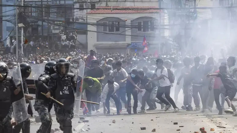 <p>Proteste in Nepal (Ansa)</p>\\n