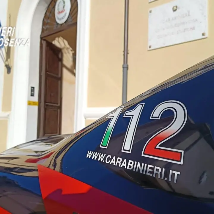 Arrestato con flaconi di metadone e 1200 euro in contanti: blitz dei carabinieri a Castrovillari