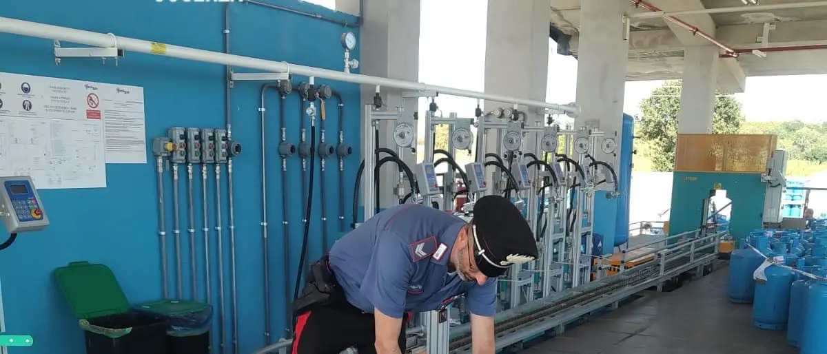 Bombole del gas alterate ad Altomonte, cinque denunce per tentata frode in commercio