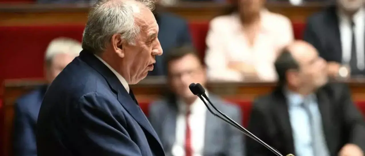 Francia, cade il governo Bayrou:\u00A0l'Assemblée Nationale nega la fiducia\n