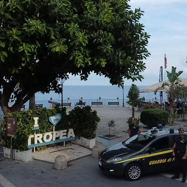 Tropea, scoperte 34 strutture ricettive irregolari: sanzioni per oltre 40mila euro ai titolari\n