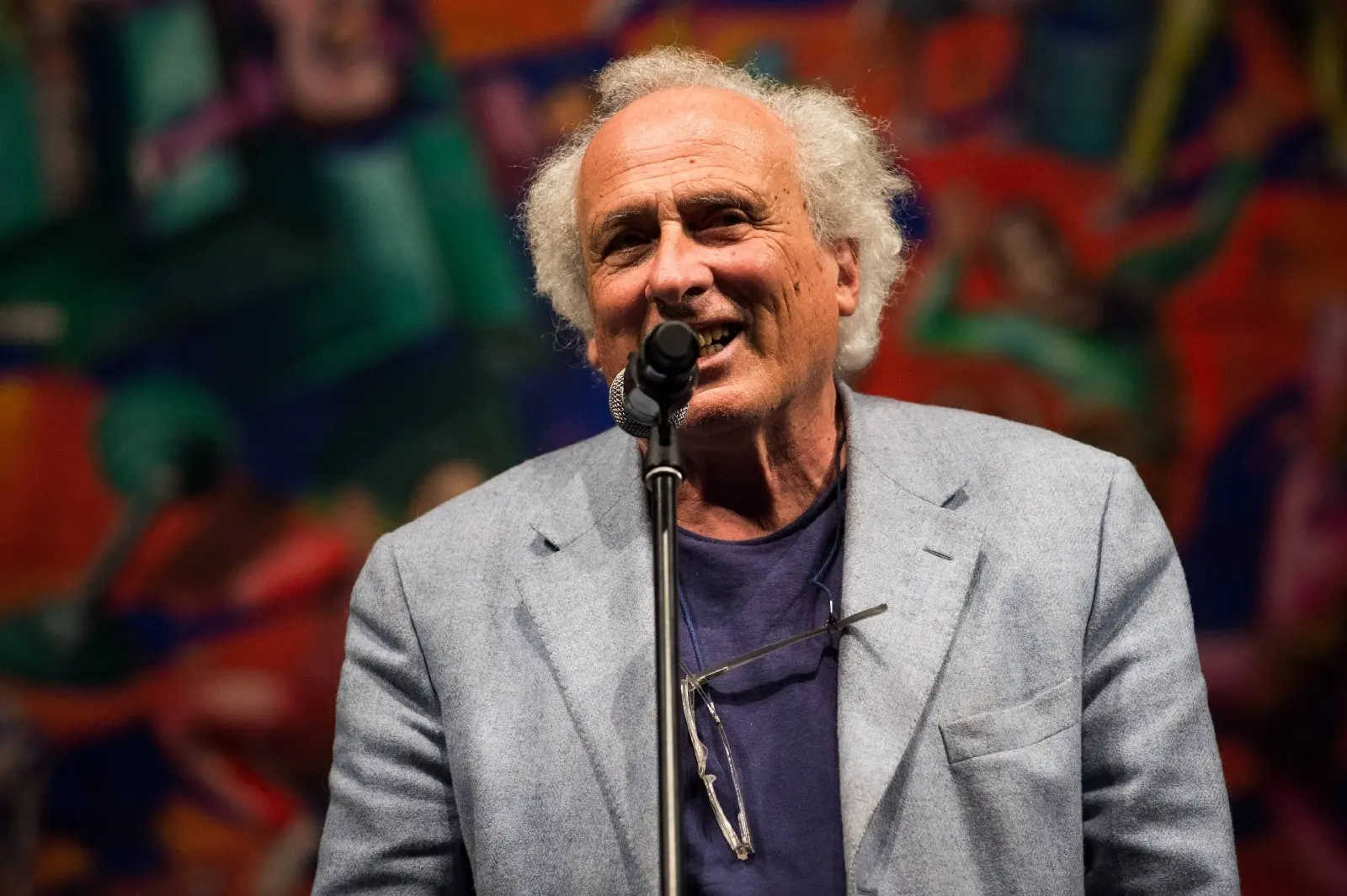 Addio a Stefano Benni:\u00A0lo scrittore di culto di Bar Sport si spegne all’età di 78 anni\n
