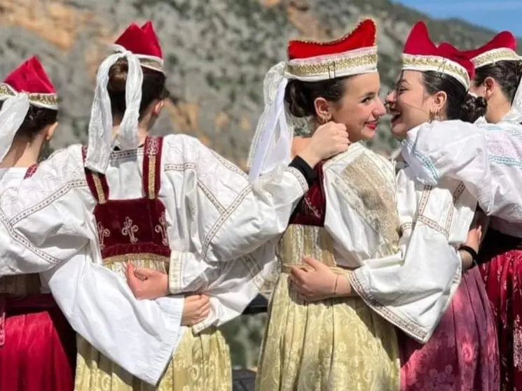 Lo spopolamento delle aree interne minaccia la cultura arbëreshë: la sfida dei borghi per la sopravvivenza