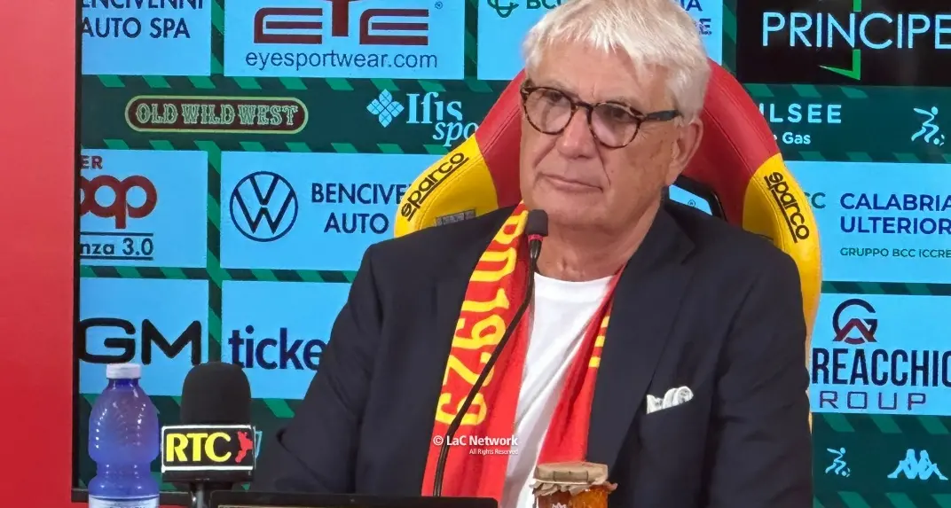 Catanzaro, Noto fa il punto: «Squadra competitiva. L’obiettivo resta la salvezza, ma sognare non nuoce»\n