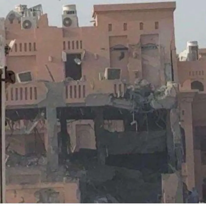Raid israeliano a Doha: «Colpito il vertice di Hamas». Ma l’organizzazione smentisce: «I leader sono sopravvissuti»\n