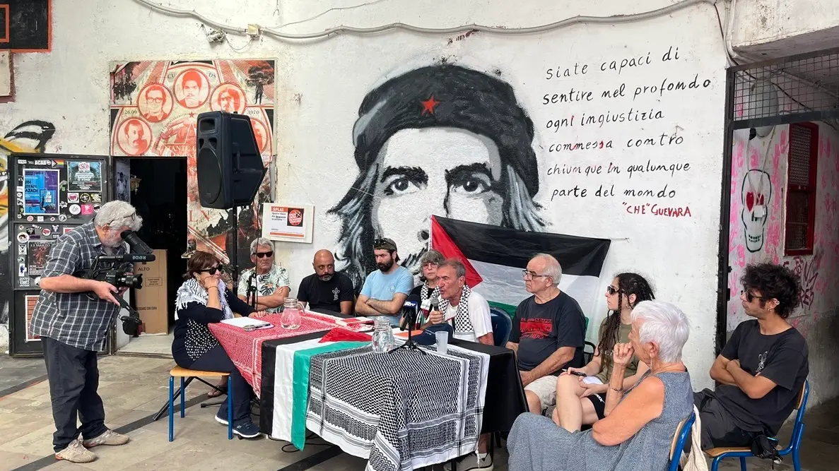 <p>La conferenza stampa al centro sociale Angelina Cartella di Reggio Calabria&nbsp;</p>\\n