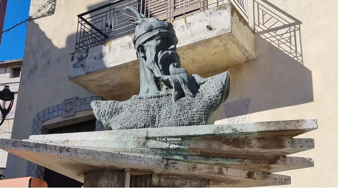Un busto bronzeo dedicato a Skanderbeg in Calabria