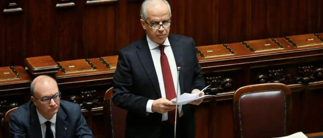 Sicurezza a Cetraro, Piantedosi: «Attenzione costante. Governo al lavoro su nuova Caserma dei carabinieri»\n