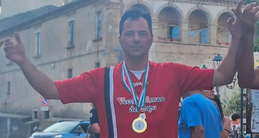 Speed Down,\u00A0Claudio Gullo domina la prima edizione del\u00A0Gravity race car a Sant’Andrea Apostolo\n
