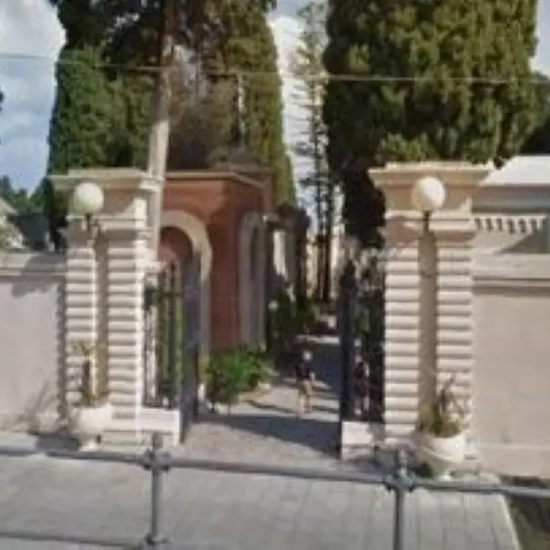 Tropea, la Commissione straordinaria affida la gestione dei servizi cimiteriali per due anni a una ditta di Gioiosa Ionica
