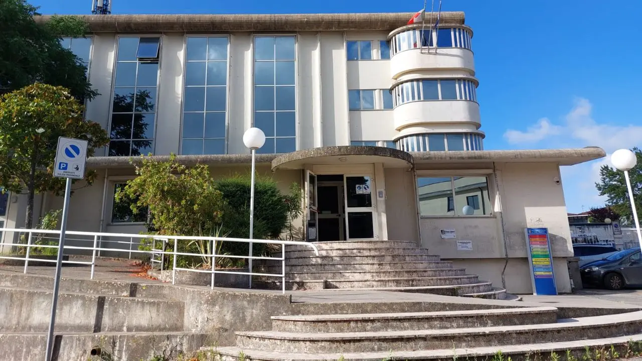 Crisi politica in Provincia a Vibo, il Pd contro il presidente L’Andolina. Ma per Tucci il segretario Esposito ha usato «due pesi e due misure»