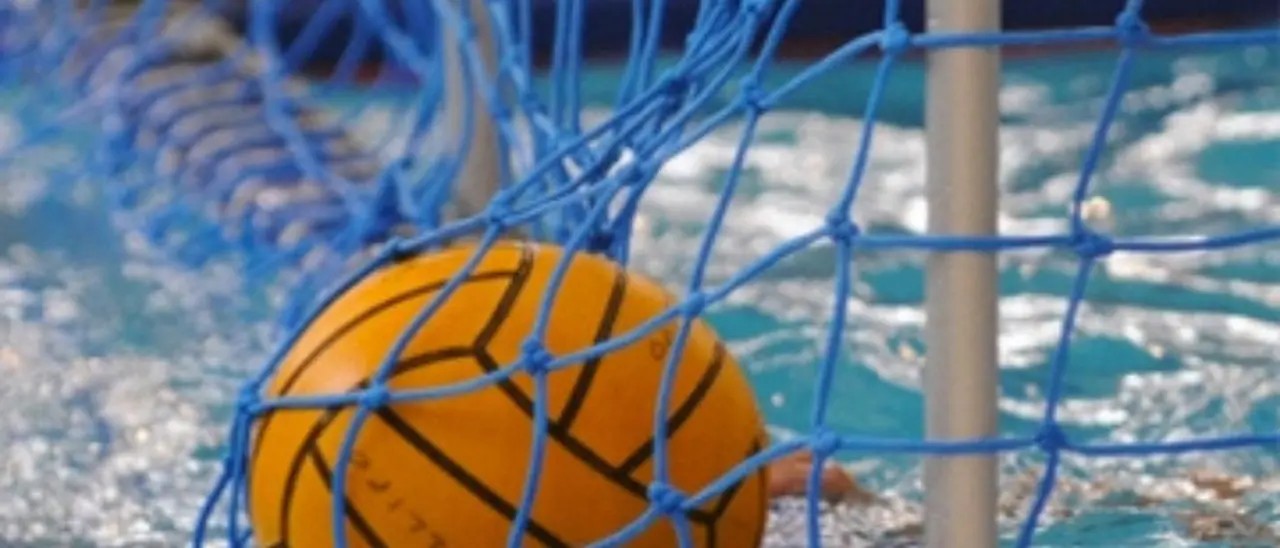 A Pizzo il secondo torneo amatoriale di beach waterpolo quest'anno dedicato alla memoria di Simone Nicotera