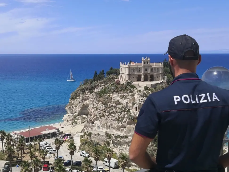 Commissariato di polizia a Tropea, parte l’iter. La soddisfazione di Piserà: «Battaglia iniziata nel 2018»
