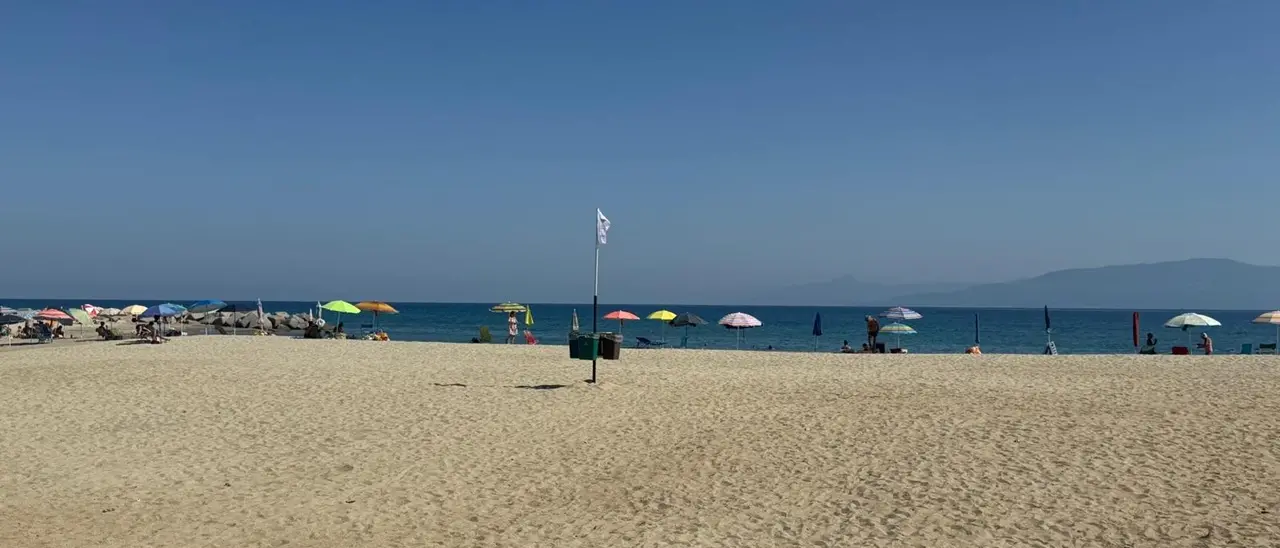 Vibo, installate isole ecologiche sulle spiagge. In programma giornata per la prevenzione degli incidenti in mare