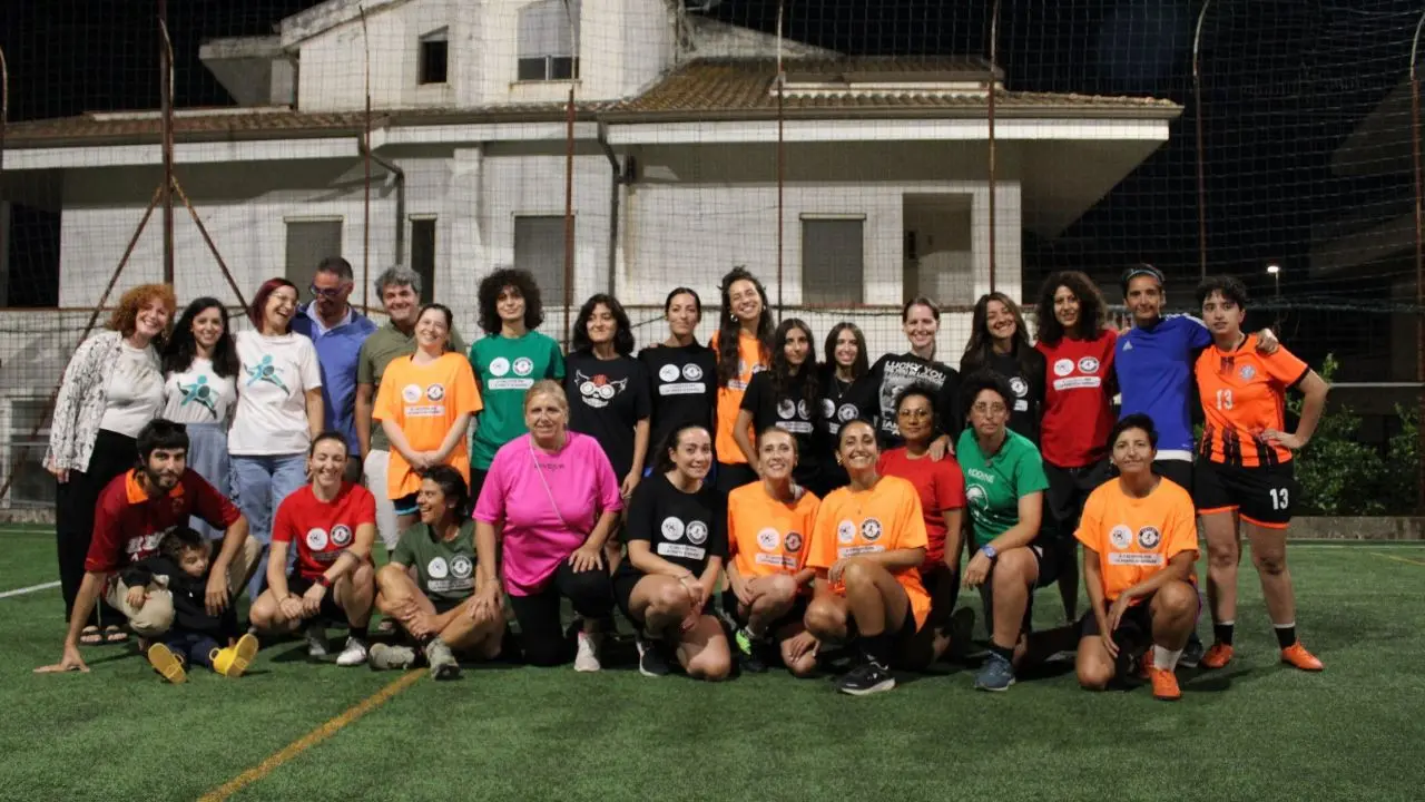 Successo a Brattirò per la prima edizione del torneo Futsal tour femminile – Costa delle I-Dee: «Sconfiggere gli stereotipi e incoraggiare l'inclusione»