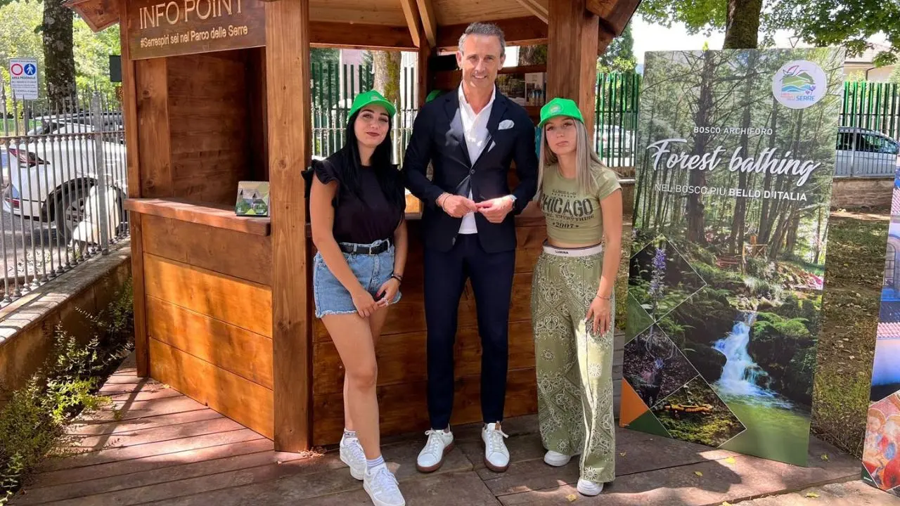 Inaugurato il primo info point del Parco delle Serre: «Così accogliamo e guidiamo i turisti tra le bellezze della nostra terra»