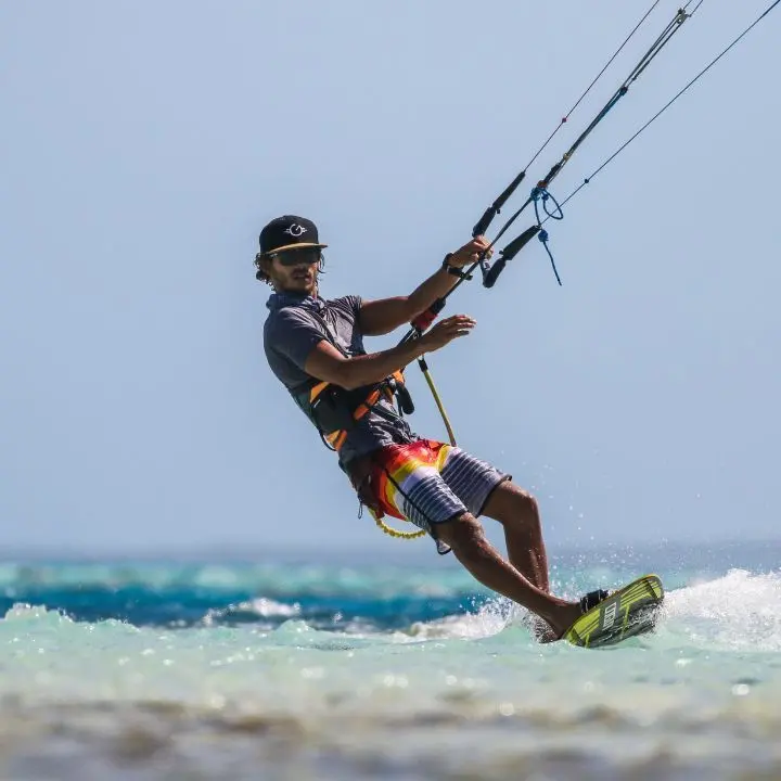 Sport acquatici, a Vibo un incontro su sicurezza e prevenzione: in piscina anche simulazioni di emergenza
