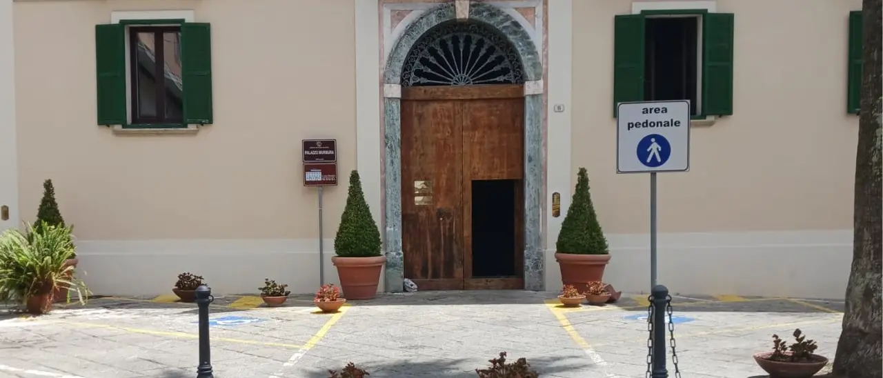 Vibo, il nuovo Largo Murmura diventa area pedonale. La Fondazione: «Ora la cultura riparta dal centro storico»