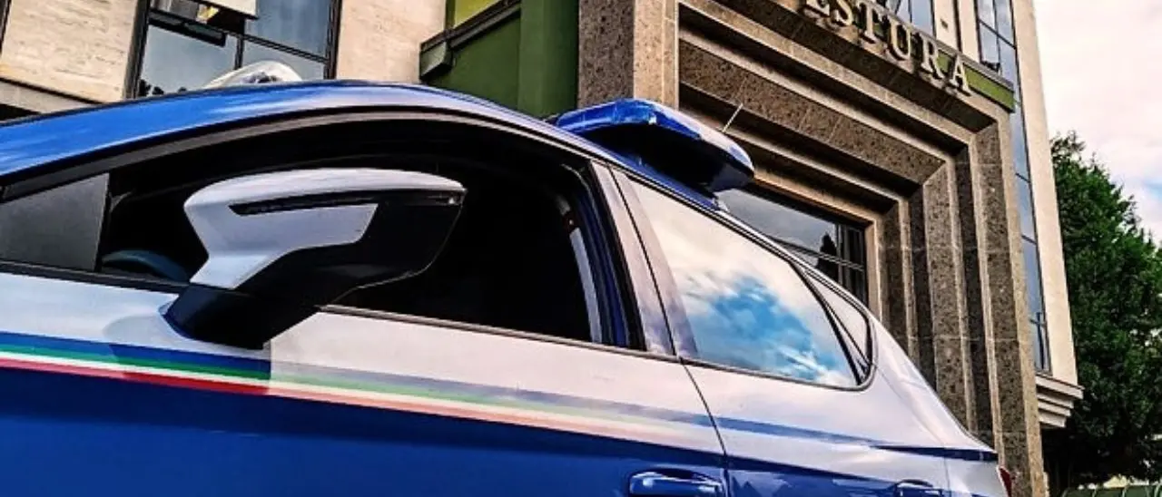 Non rispetta il divieto di avvicinamento all'ex compagna dopo la denuncia, stalker arrestato dalla Polizia a Vibo
