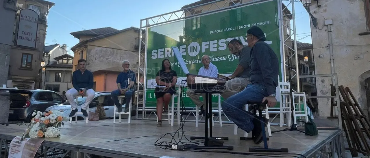 A Serreinfestival 2025, omaggio a Sharo Gambino: la sua opera a cento anni dalla nascita