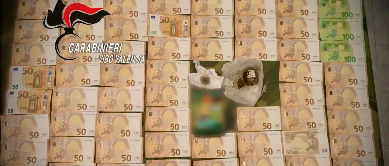 Mileto, nuovo colpo dei carabinieri alla piazza di spaccio di Paravati: pedinamenti e clienti fermati dopo numerose segnalazioni