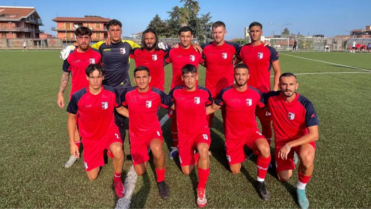 Vibonese, si parte: domenica prima partita in casa contro il Paternò. Caiazza: «In Coppa abbiamo perso ai rigori, ma l’atteggiamento era quello giusto»