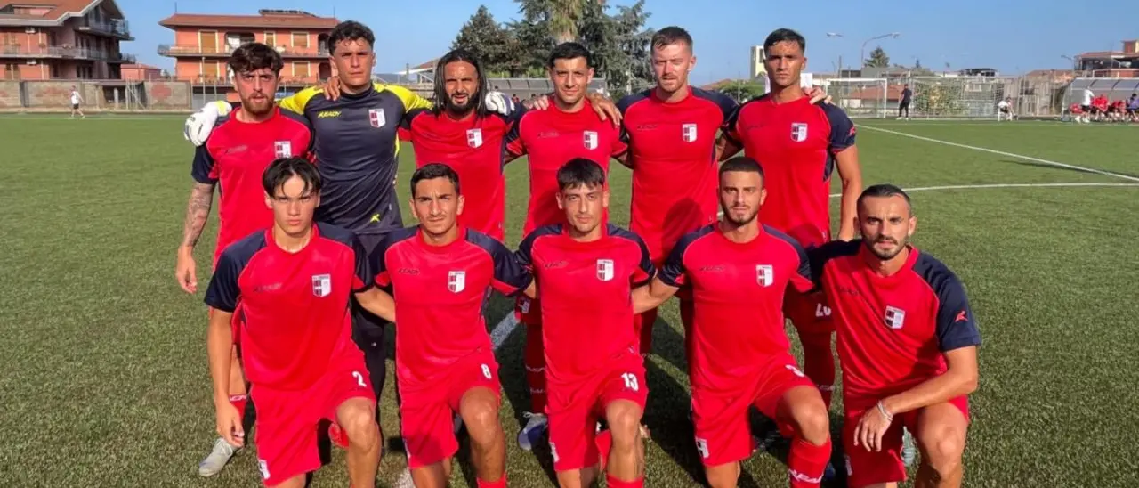 Vibonese, si parte: domenica prima partita in casa contro il Paternò. Caiazza: «In Coppa abbiamo perso ai rigori, ma l’atteggiamento era quello giusto»