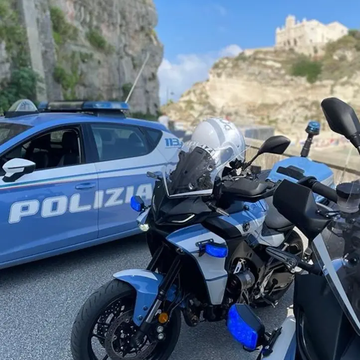 Controlli a Tropea in vista dell’estate: 898 persone identificate (222\u00A0con precedenti) e droga sequestrata\n