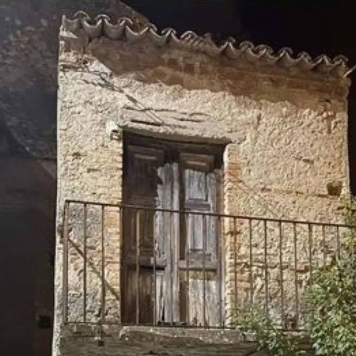 Mileto, a Comparni “Poesia…. Vicoli narranti” con la presentazione del libro “Un parroco si racconta” di don Pasquale Barone