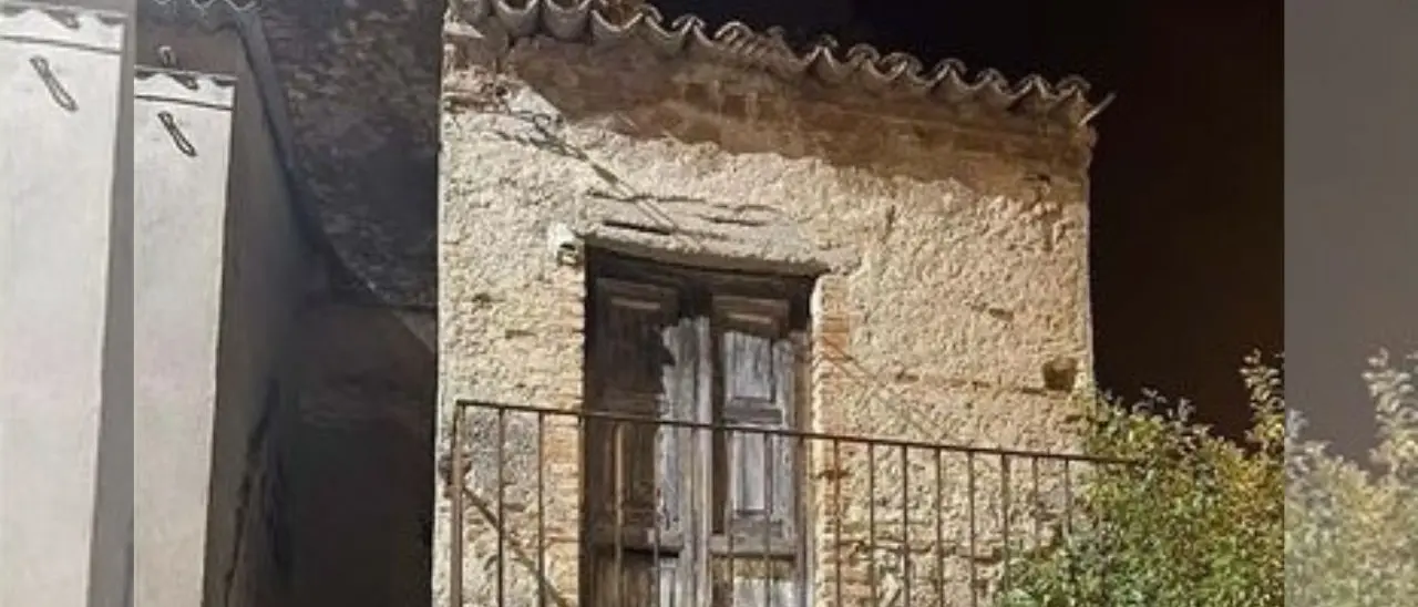 Mileto, a Comparni “Poesia…. Vicoli narranti” con la presentazione del libro “Un parroco si racconta” di don Pasquale Barone