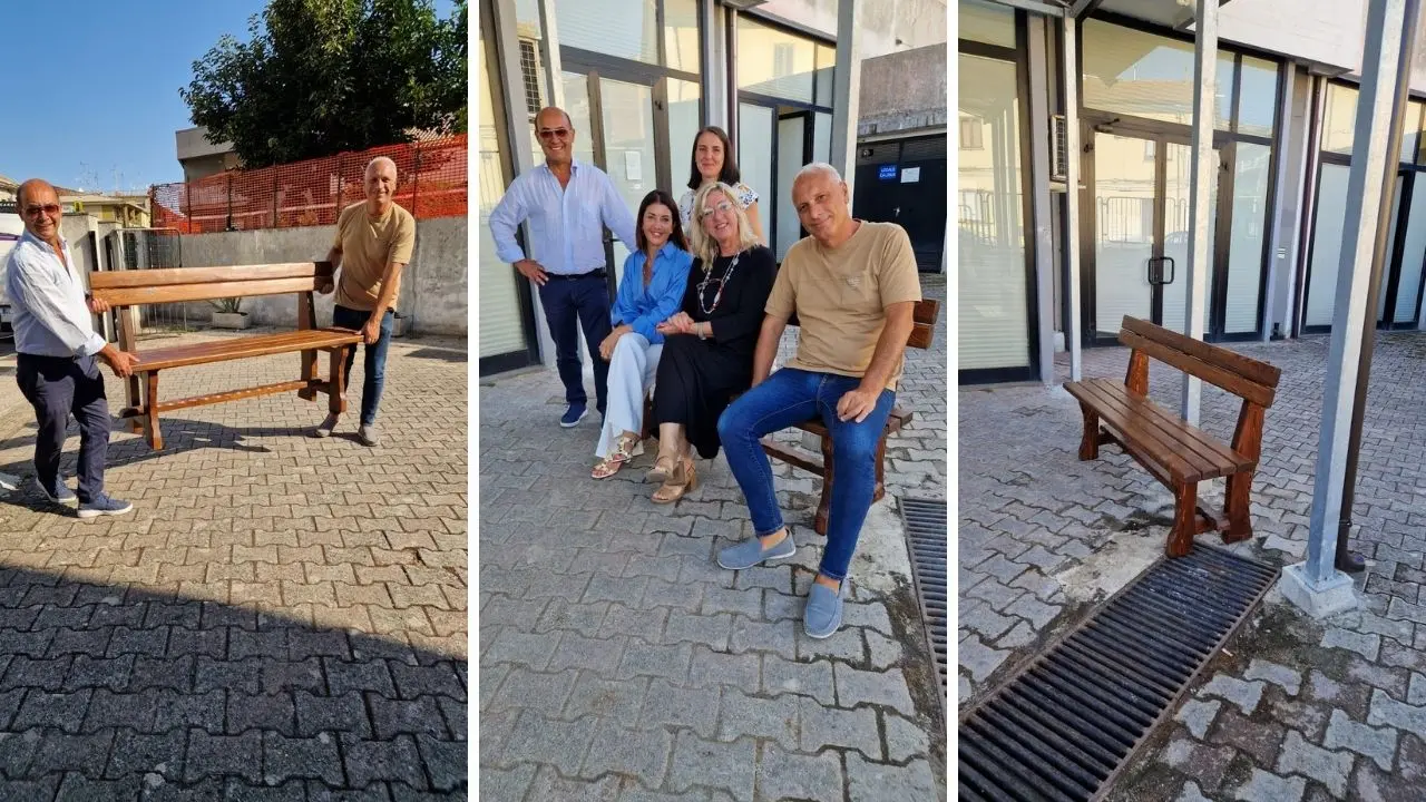 Mileto, il Comune dona alla Farmacia territoriale di Vibo due panchine realizzate con il legno di riciclo della scuola elementare di Paravati