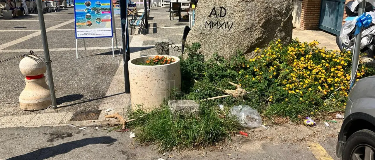 Estate \"rovente\" a Ricadi, l’opposizione denuncia: «La prima destinazione turistica della Calabria preda del degrado»