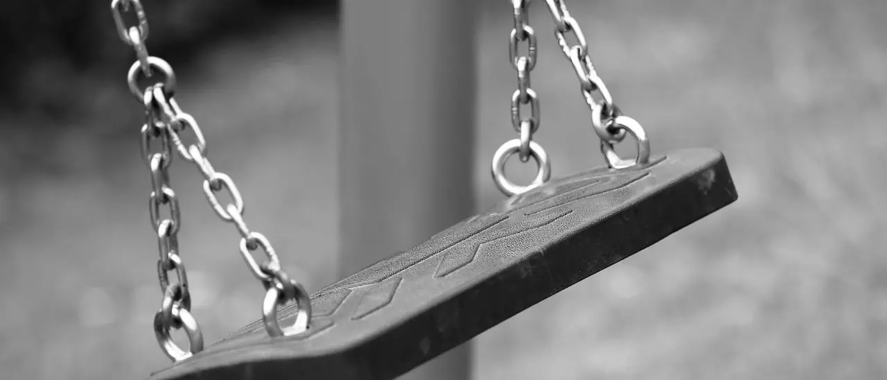 Limbadi paradigma dello spopolamento dei borghi, in un secolo popolazione quasi dimezzata: presente e passato tra chi resiste e chi ricorda