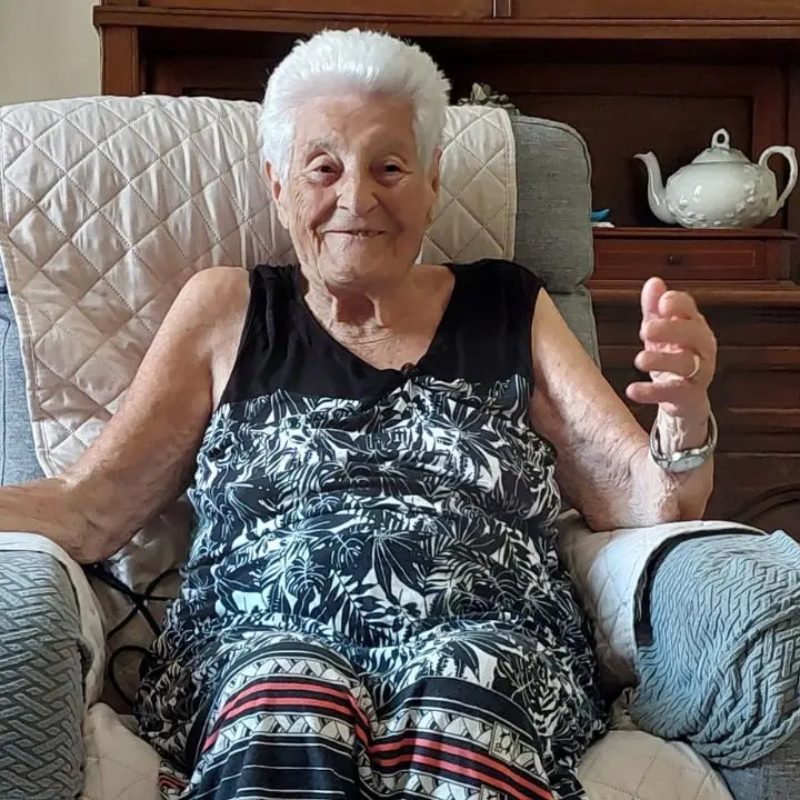 Tropea, la signora Odilia festeggia 100 anni tra affetto e gratitudine: «La vita è un dono da proteggere»