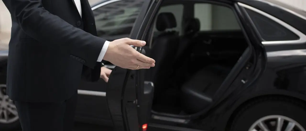 Noleggio con conducente, il Consiglio di Stato dà ragione al Comune di Nicotera: confermata la revoca di 7 autorizzazioni