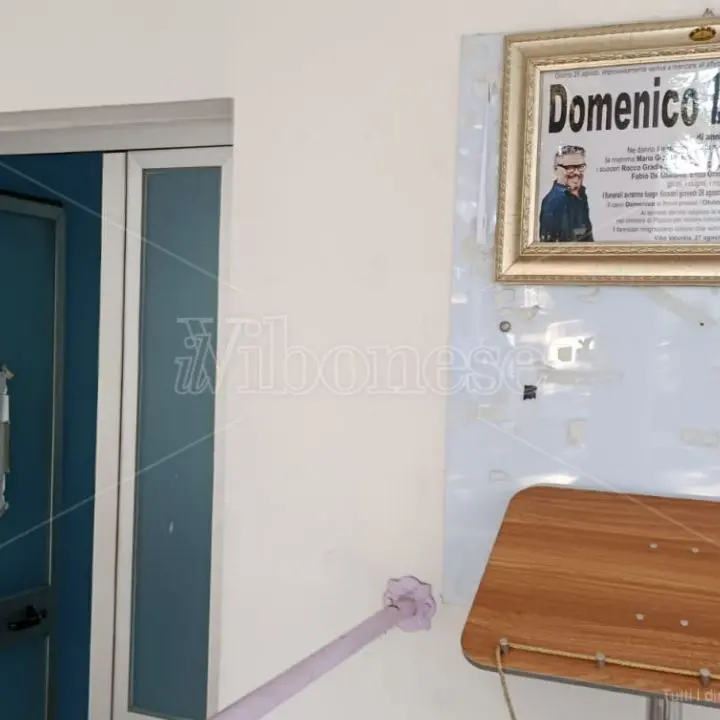 Tragedia al Blanca Beach, i familiari di Domenico: «Lavorava tanto e non era cardiopatico. Perché è morto?»