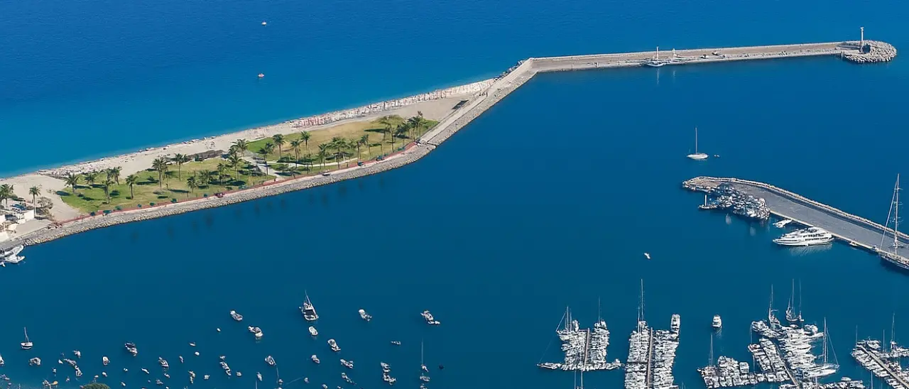 Vibo Marina, il Comune avrebbe potuto modificare il Psc per impedire il rinnovo della concessione a Meridionale Petroli ma non l'ha fatto