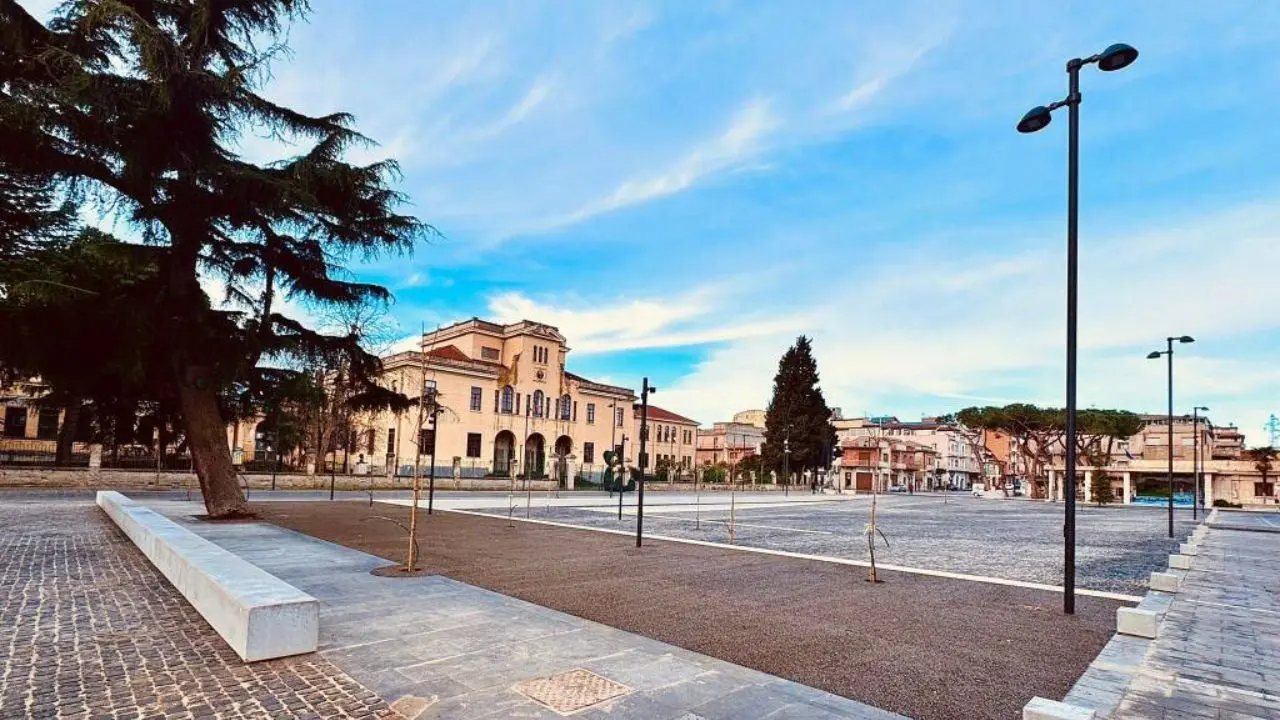 Vibo, piazza Municipio si anima con la Festa di Primavera: spettacoli, dolci\u00A0e musica per bambini e famiglie\n