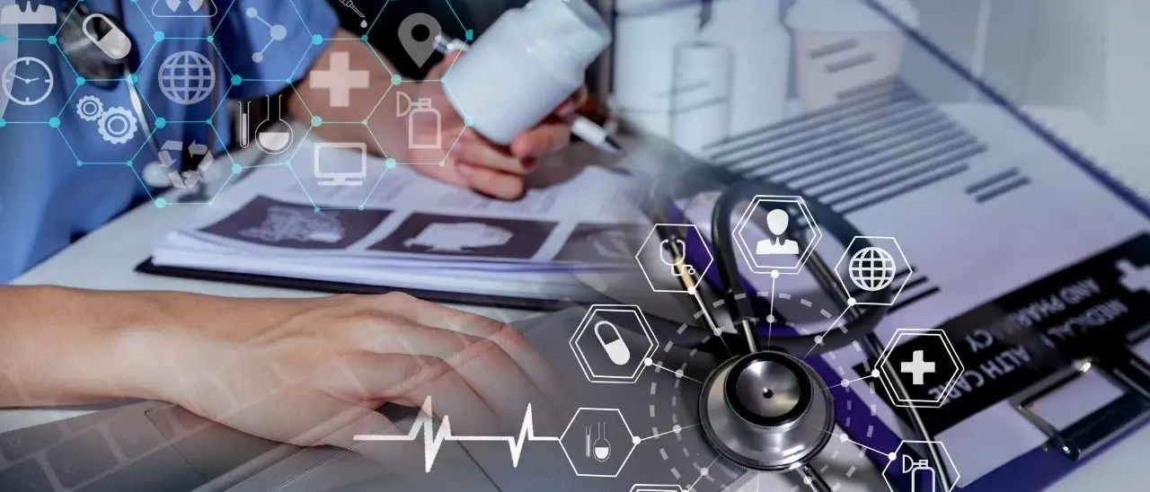 Operatori sanitari: l’importanza delle piattaforme digitali nella formazione e nell’aggiornamento