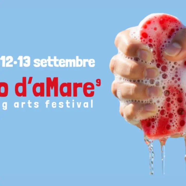 Dal palcoscenico alla comunità: Teatro d’aMare torna a Tropea per riscoprire il valore delle relazioni attraverso il linguaggio dell'arte