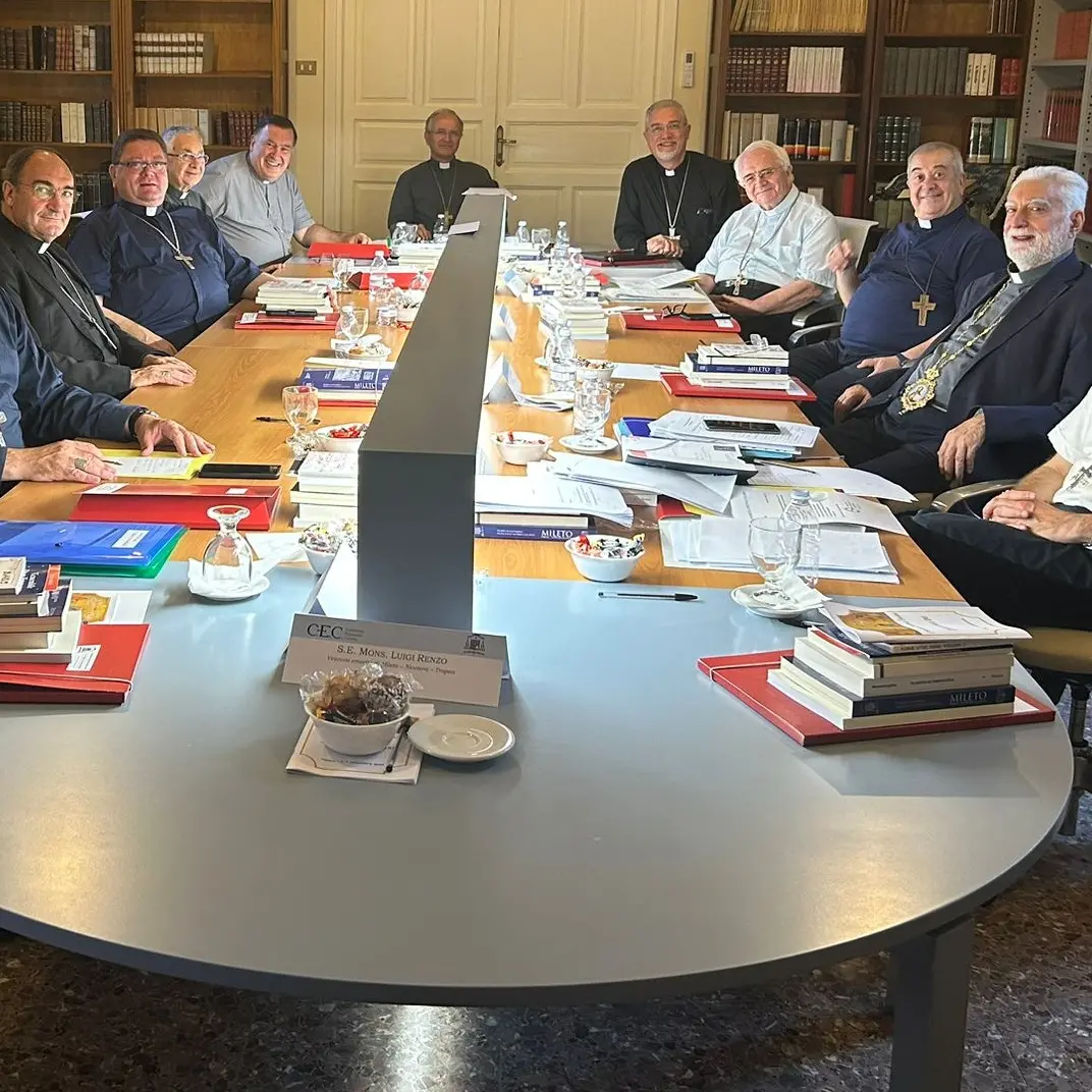 Mileto, la Conferenza episcopale calabra al fianco di monsignor Oliva dopo le minacce per i mancati festeggiamenti della Madonna di Polsi