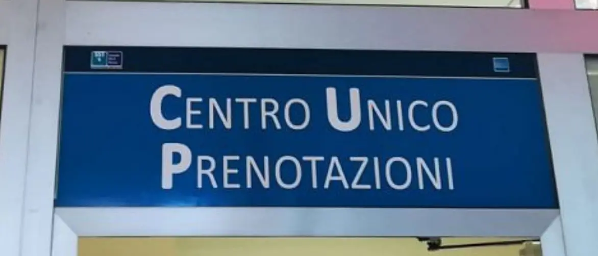 Cosenza, la denuncia di un malato oncologico: «Costretto ad aspettare il 6 giugno 2026 per una PET»\n