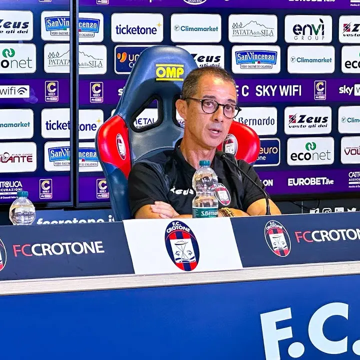 Serie C, Crotone pronto alla trasferta a Potenza. Longo:\u00A0«Per il salto di qualità ci vuole tempo»\n