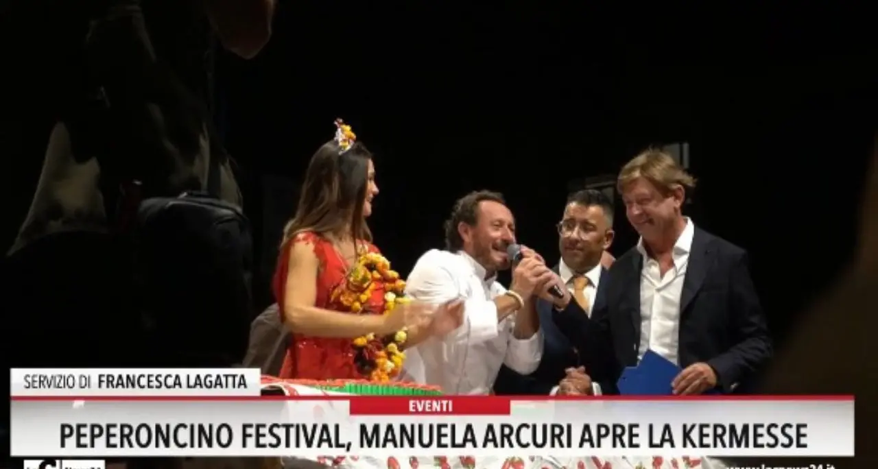Peperoncino festival, Manuela Arcuri apre la kermesse