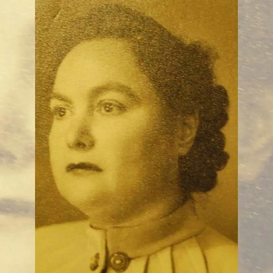 Le rose di Beatrice Capizzano Verri, la poetessa che in versi ha tracciato la geografia calabrese del cuore\u00A0\n
