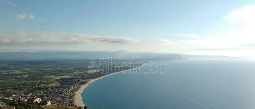 Nuovo lungomare a Nicotera, D’Agostino: «L’amministrazione rispetti gli impegni e bandisca un concorso di progettazione»\n