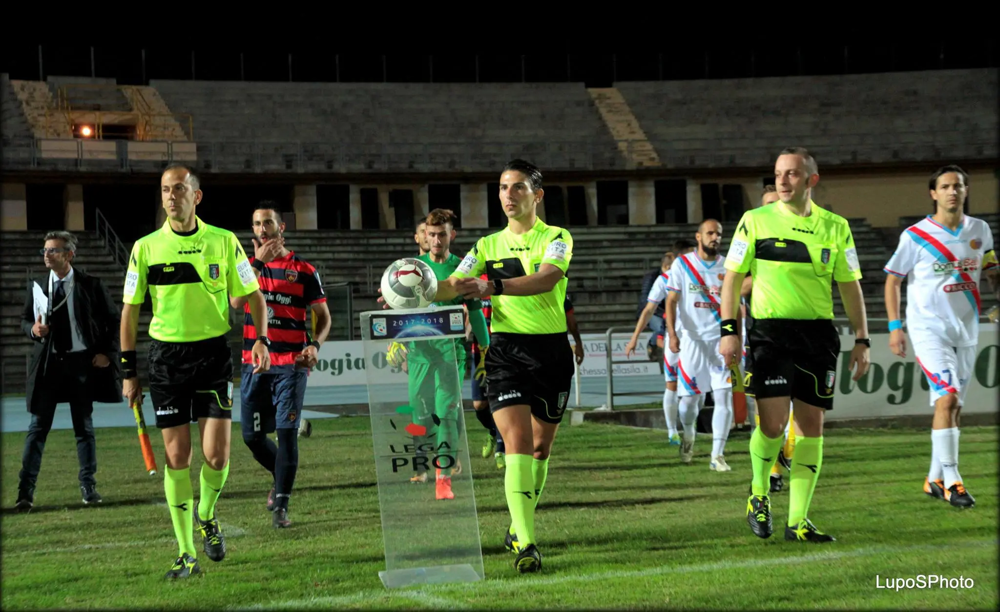 Cosenza-Catania,\u00A015 volte in Calabria: il bilancio delle sfide e quel supermatch di Gigi Lentini