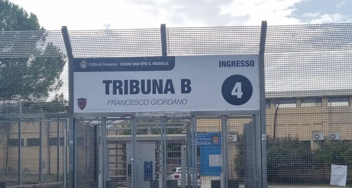 Cosenza, nuove intitolazioni per gli spazi dello stadio “San Vito - Gigi Marulla”